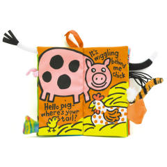 Farm Tails Activity Book-资料图