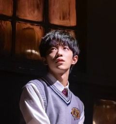 周一男