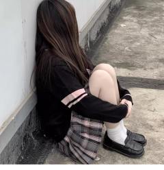 野川莓莓·套头毛衣-资料图