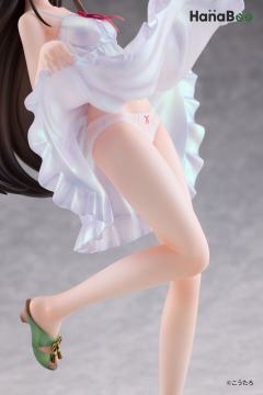 杂志封面少女 彩濑凉子-资料图