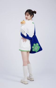 虎爪卫衣-资料图