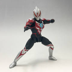 SHF 欧布奥特曼 暗耀形态-资料图