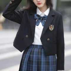栗子蜜两粒扣西服-资料图