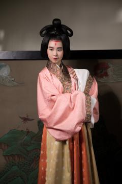 陌上桑-资料图