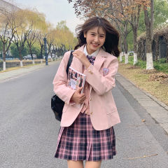 春藤高·西服-资料图