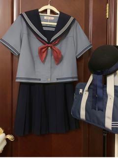 早岛夜·水手服-资料图
