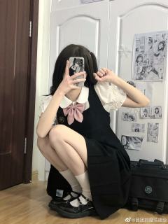 小圆领花边衬衫-资料图