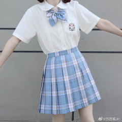 小奶熊·衬衫-资料图