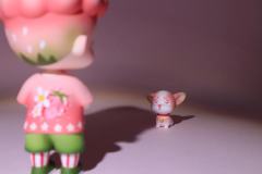 草莓奶昔-资料图