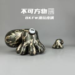 “抓钱手”八爪鱼招财章鱼皮质公仔-超大号-资料图