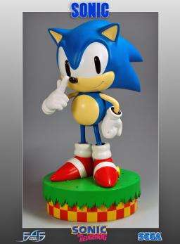 Classic Sonic the Hedgehog Statue 刺猬索尼克 