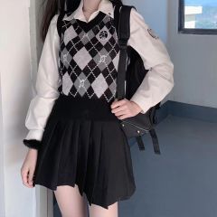 三丽鸥美式甜心菱格背心-资料图