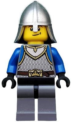 Castle - King's Knight Scale Mail, Crown Belt, Helmet with Neck Protector, Smirk