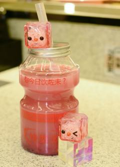 草莓碎碎冰-睁眼-资料图