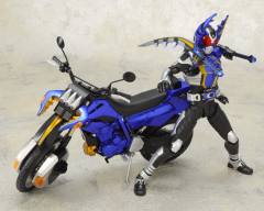 SHF 真骨雕 假面骑士 钢斗-资料图