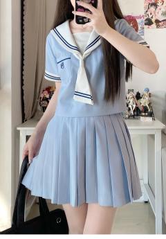 双色水手服套装-资料图