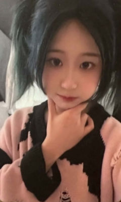 朱一柠 八周年纪念小卡 ver.C