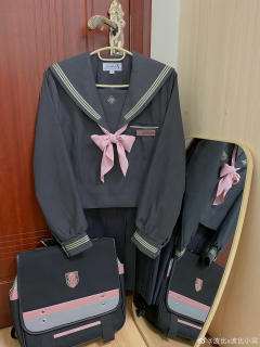 樱冶女子 制服包-资料图