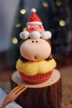 草莓猪猪马芬杯蛋糕