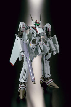 DX 超合金 VF-25F 超级弥赛亚女武神(早乙女有人机)-资料图