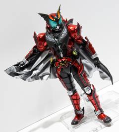 SHF 真骨雕 假面骑士 Dark Kiva-资料图