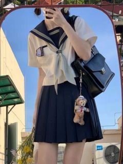 清音中·水手服-资料图