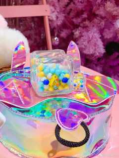 儿童节小冰块-资料图