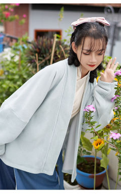 暖呼呼·飞机袖-资料图