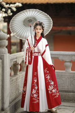 玲珑-资料图