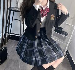 荆棘玫瑰·西服-资料图