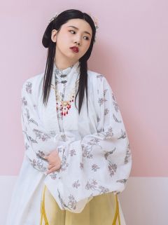 蕾蕾-资料图