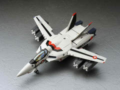 VF-1S 攻击女武神 （一条辉专用机）-资料图