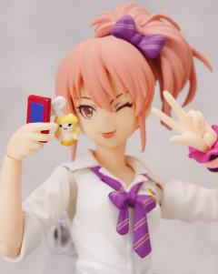 figma#EX-014 城崎美嘉 -资料图