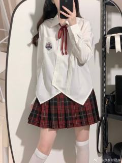 小音中·衬衫-资料图
