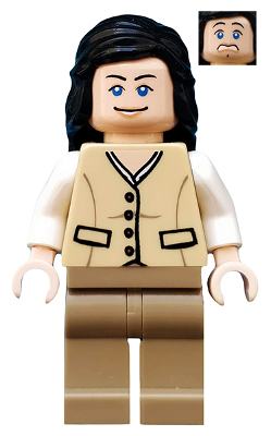 Marion Ravenwood - Tan Outfit