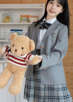 2020基础款西服-资料图