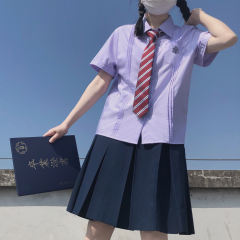 五色短袖衬衣