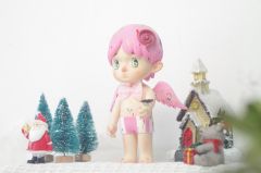 Eden-圣诞新年手涂款-资料图