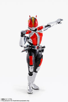 SHF 真骨雕 假面骑士电王 圣剑/圣枪形态-资料图