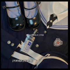 垣鞠女子·西服-资料图