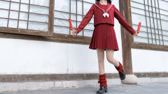 新年快乐 中间服-资料图