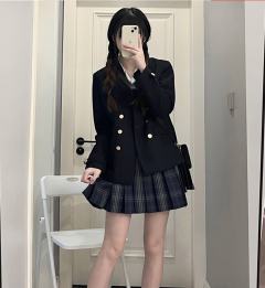 星屿高·西服-资料图