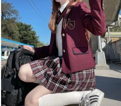 赤金·韩式制服-资料图
