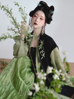 莫问林深-资料图