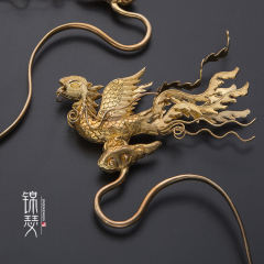 大明风云录·铜胎錾刻镀金凤簪 -资料图
