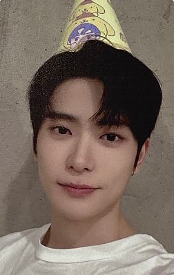 三丽鸥派对盒子卡 玹