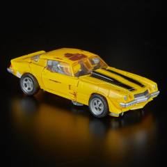 Deluxe Class Studio Series 大黄蜂 Rusty-资料图