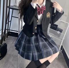 荆棘玫瑰·西服-资料图