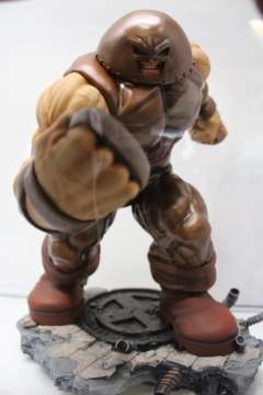 Fine Art Statue Juggernaut -资料图
