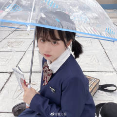 小泉中·套装-资料图